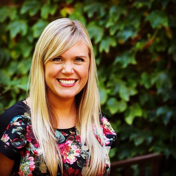 Meet your Posher, Steph - Picture 1 of 1